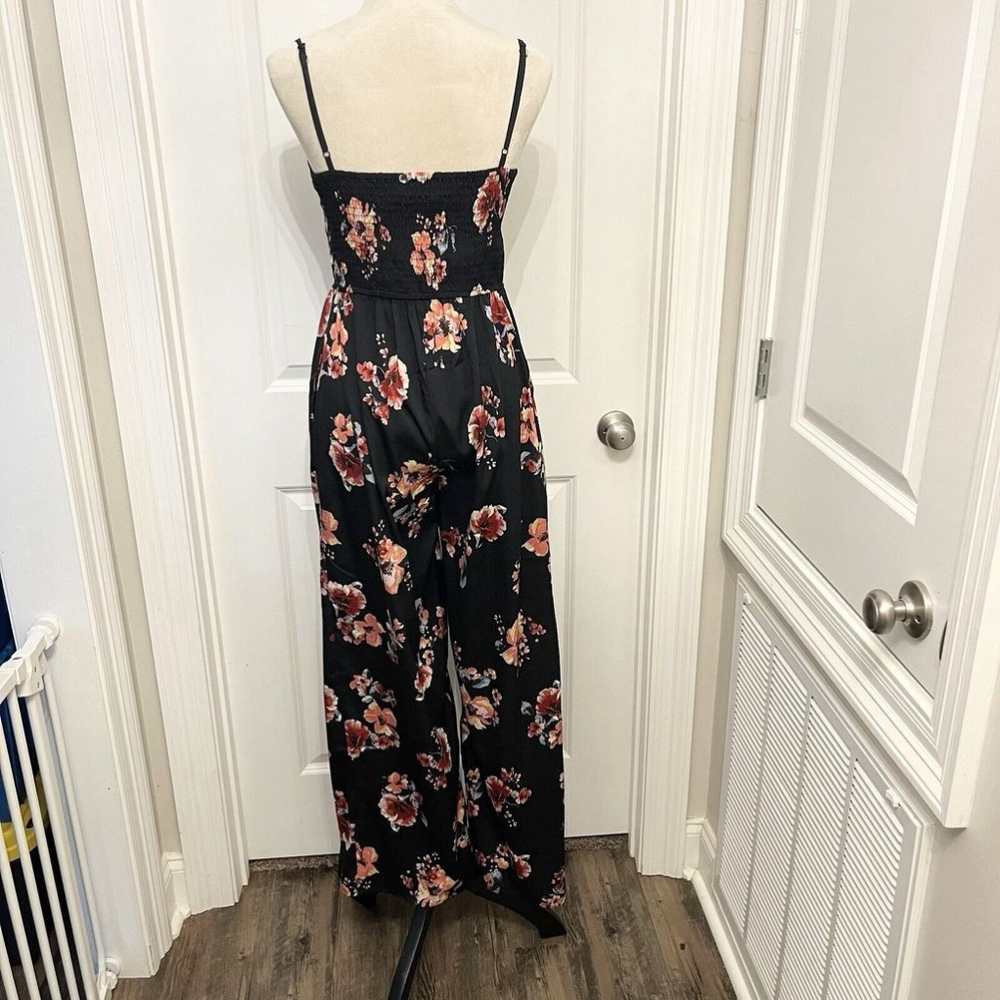 NWT Band Of‎ Gypsies Navy Jumpsuit Pink Floral- Womens Medium - Picture 4 of 16